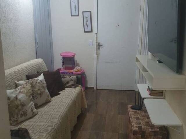 #77 - Apartamento para Venda em Osasco - SP