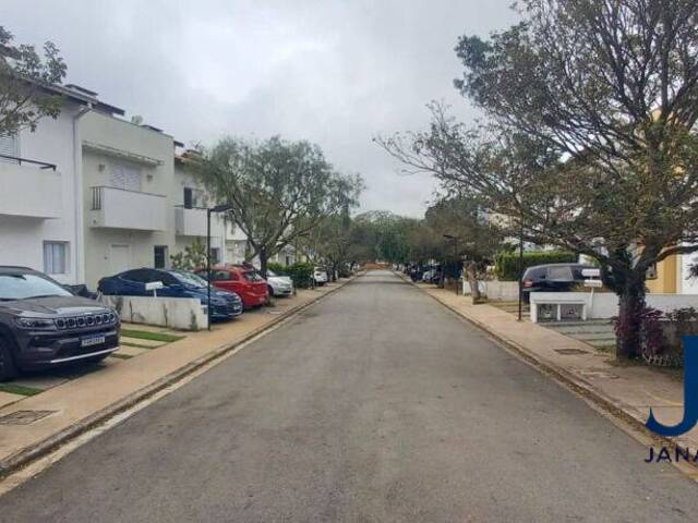 #P94 - Casa de Praia para Venda em Cotia - SP