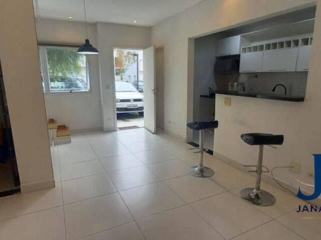 #P94 - Casa de Praia para Venda em Cotia - SP