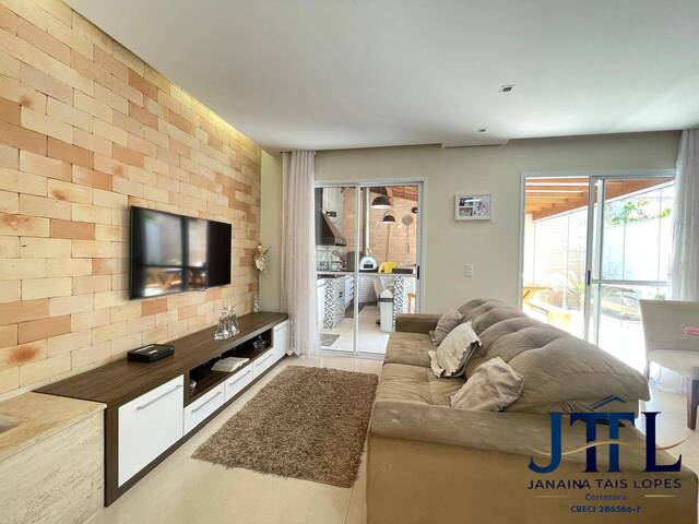 #135 - Casa em condomínio para Venda em Carapicuíba - SP